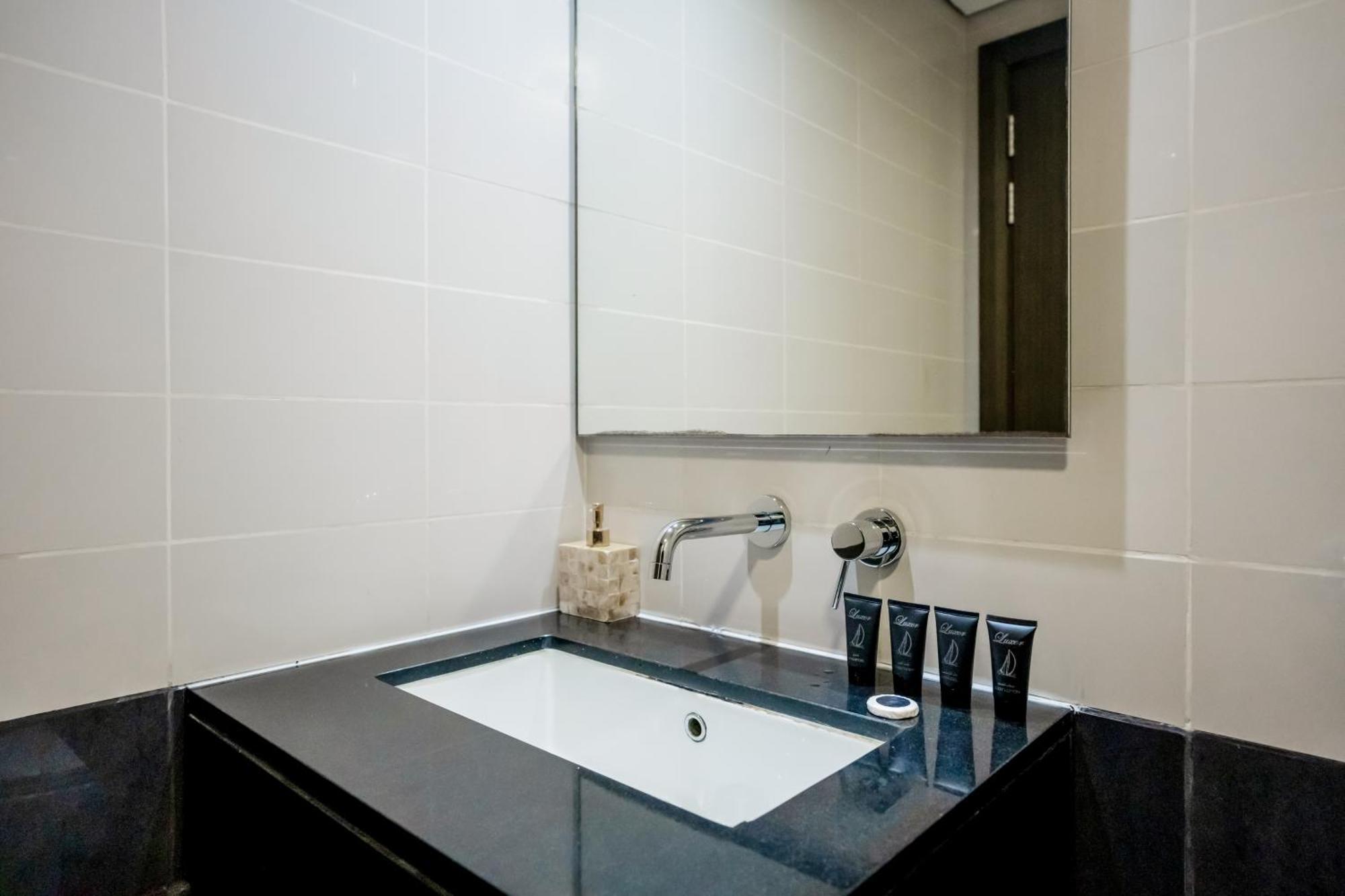 Villa Vacay Lettings - Loft Downtown Dubaï Extérieur photo